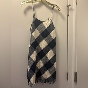 Fun summer dress perfect for any outdoor event!